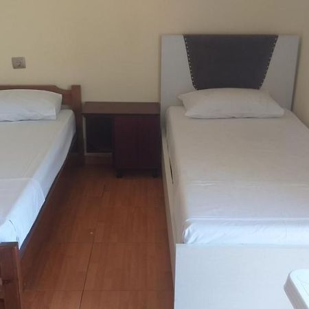 Holidays In Saranda Esterno foto